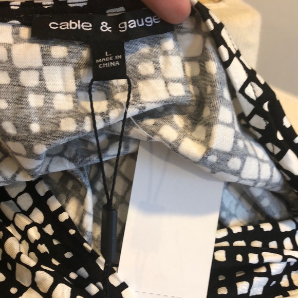 NWT Cable & Gauge Faux Wrap Blouse Sz L - Picture 5 of 5